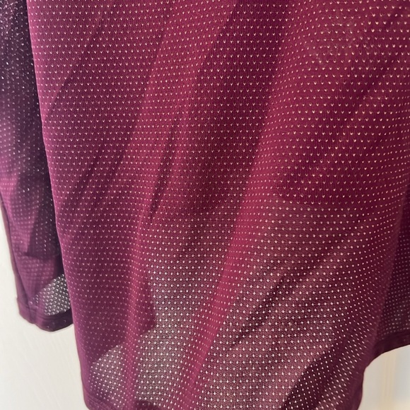 Lululemon workout shirt size 10 - Picture 2 of 5